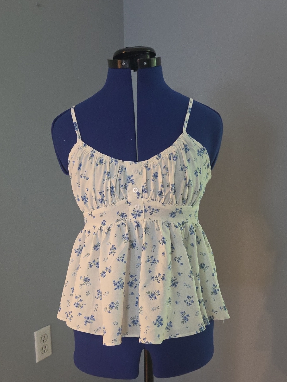Women’s Cream Floral Spaghetti-Strap Peplum Camisole